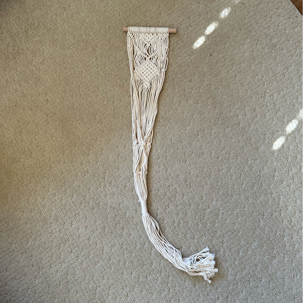 Macrame Plant Hanger Like New